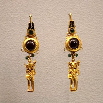 ピアス・イヤリング